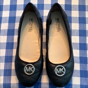Michael Kors Black Quilted Flats with Silver Logo Faye size4